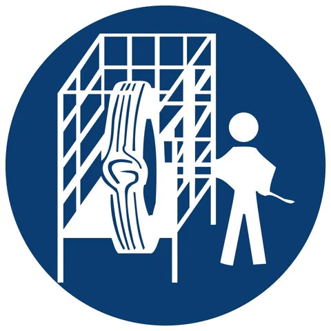 Safety Cage Shall Be Used SABS safety sign (MV16)